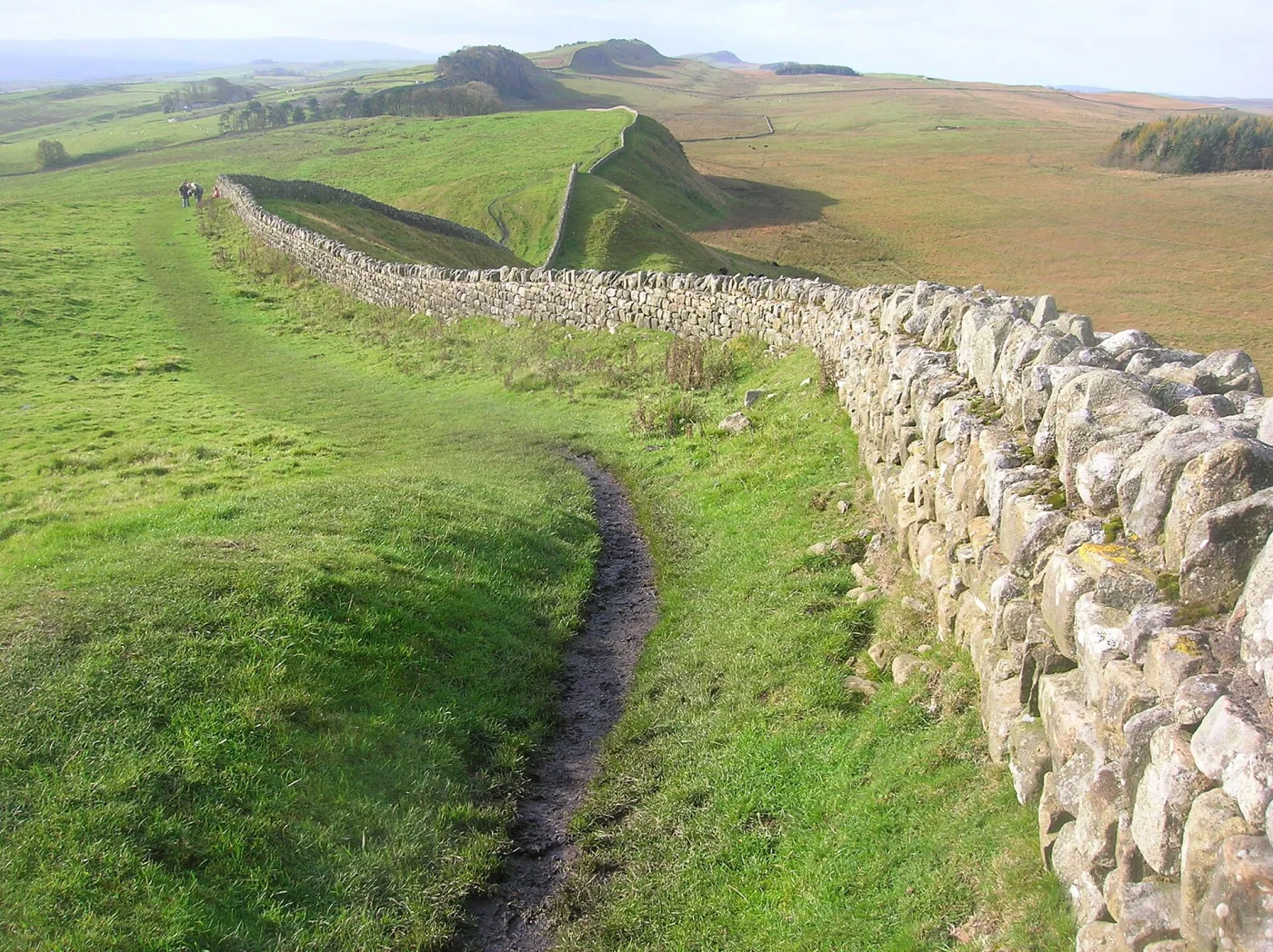 Construction of Hadrian's Wall begins historical image 1