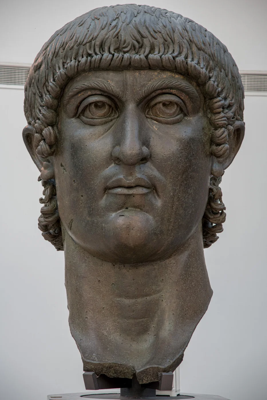 Roman rule is restored under Constantius Chlorus historical image 1